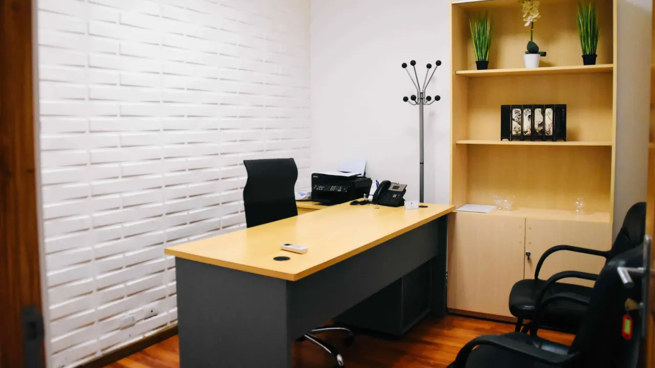 Executive cabin furnished by Blue Ribbon